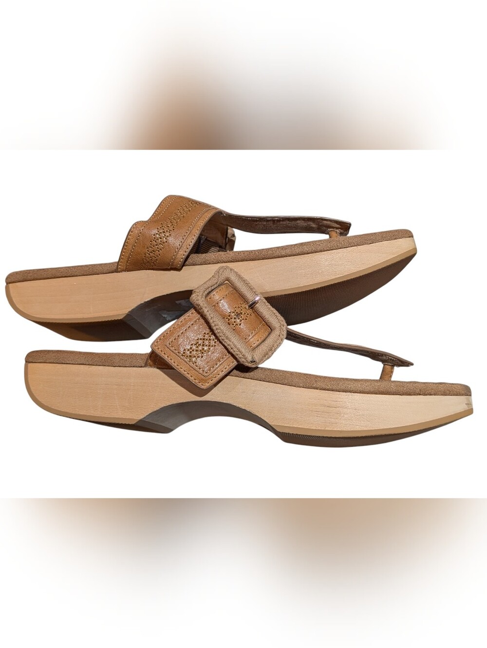 Kelsi Dagger Tan Sandals NWT Buckled Strap Size 8